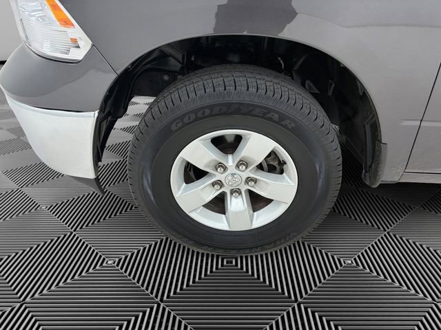 Used 2024 RAM 1500 Classic SLT AWD/4WD image 9