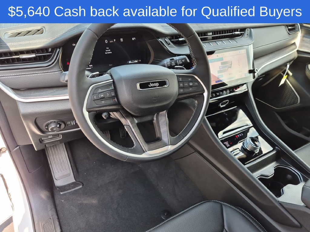 New 2026 Jeep Grand Cherokee L Limited AWD/4WD image 9