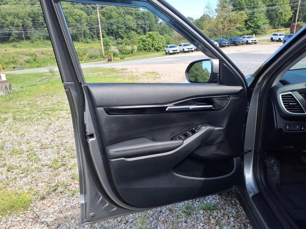 Used 2024 Kia Seltos EX AWD/4WD image 13