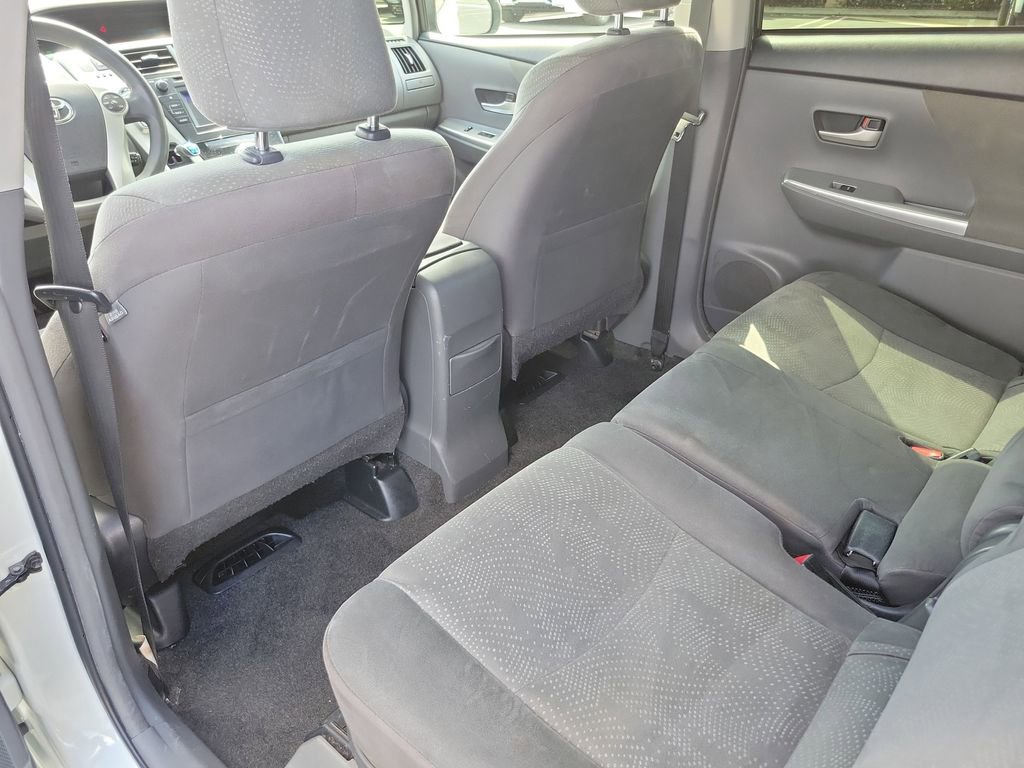 Used 2014 Toyota Prius V Three image 14