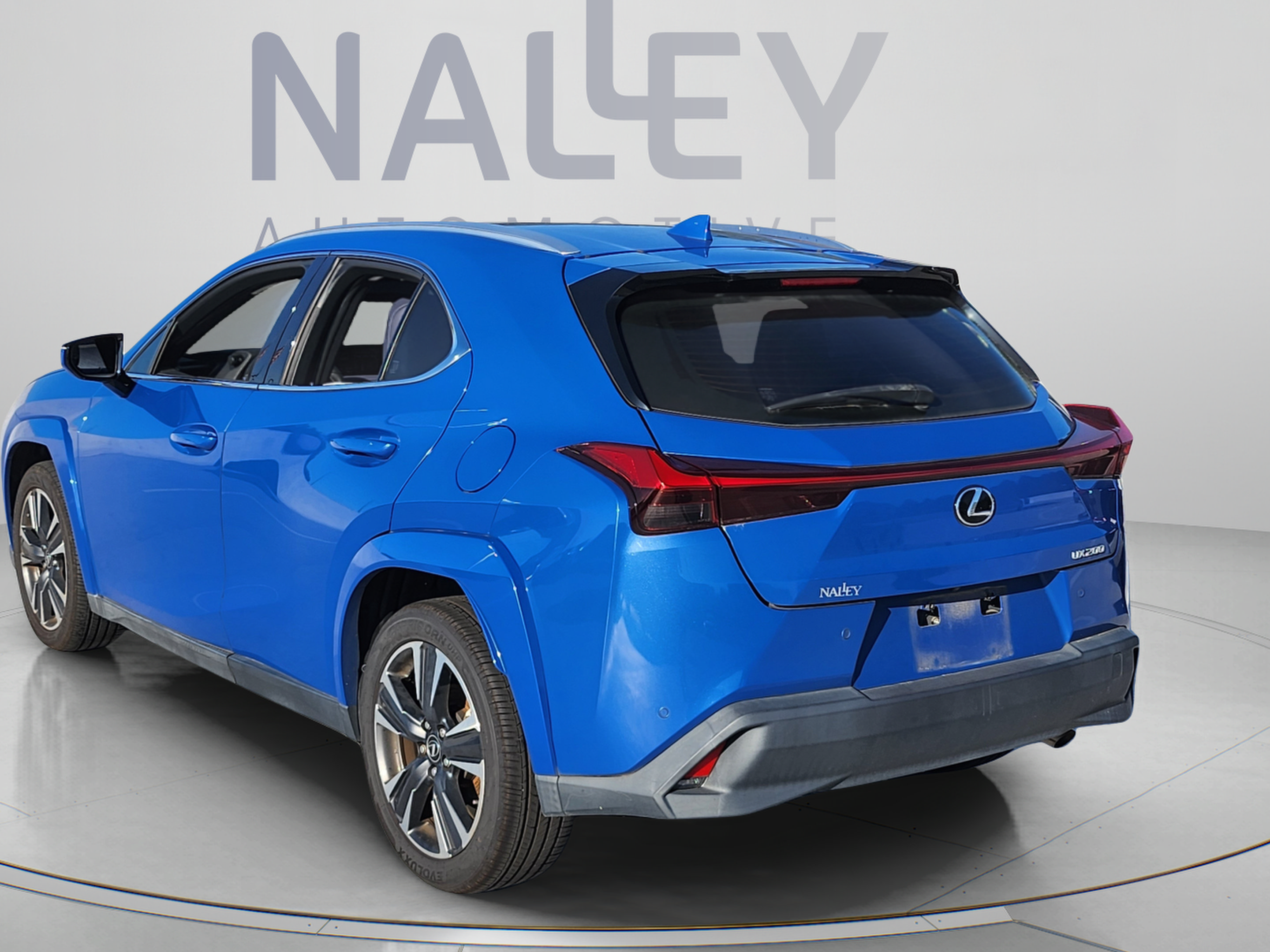 Certified 2022 Lexus UX 200 w/ Premium Package FWD image 3