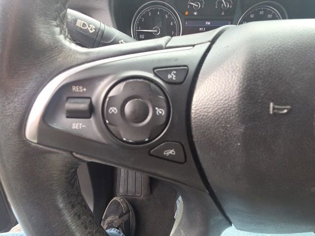 Used 2020 Buick Enclave Essence image 32