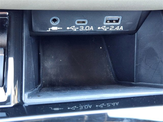 Certified 2025 Subaru Legacy Limited image 20
