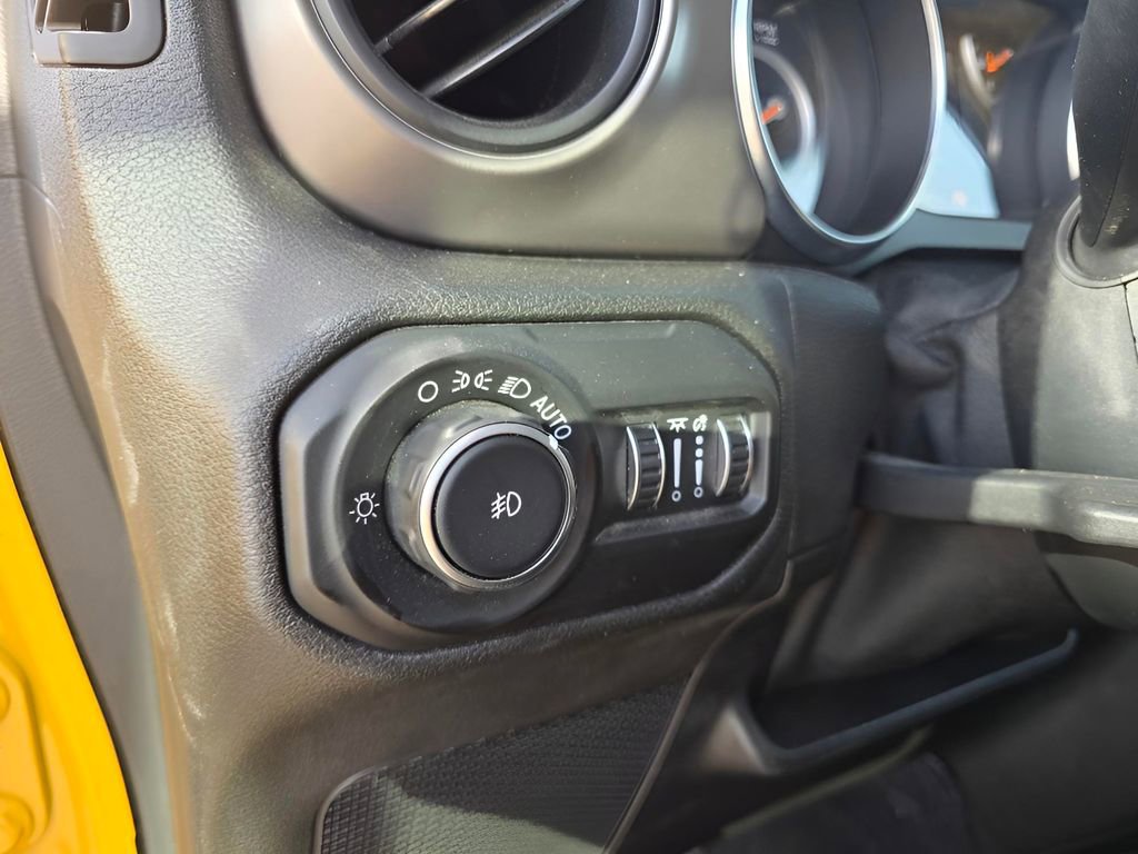 Used 2020 Jeep Wrangler Unlimited Sport S image 14