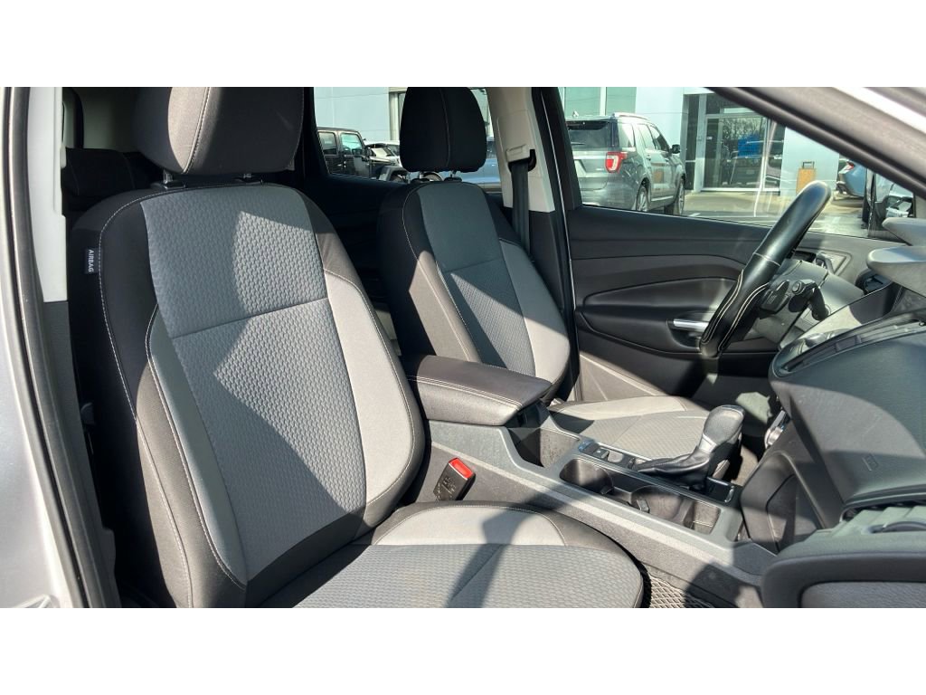 Certified 2017 Ford Escape SE w/ Equipment Group 201A image 37