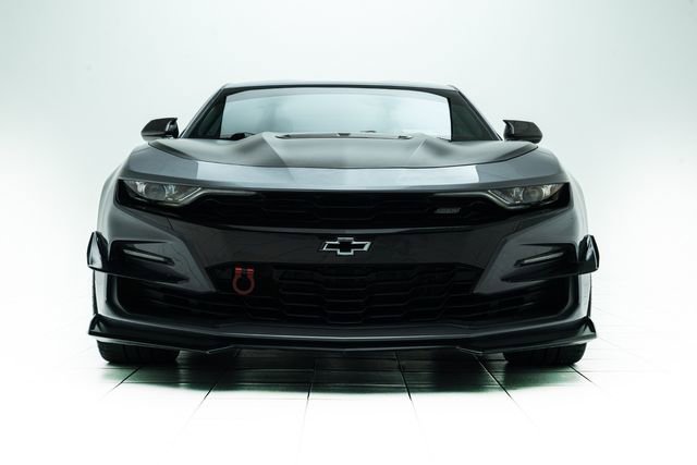 Used 2019 Chevrolet Camaro SS RWD image 6