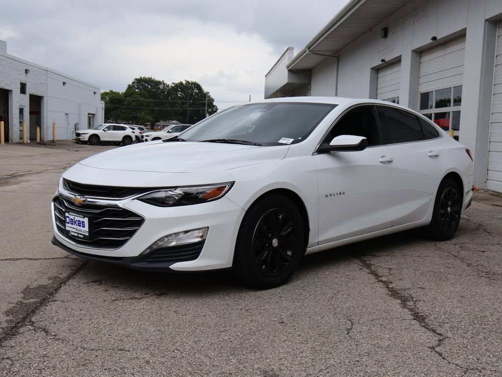 Used 2020 Chevrolet Malibu LT FWD image 3
