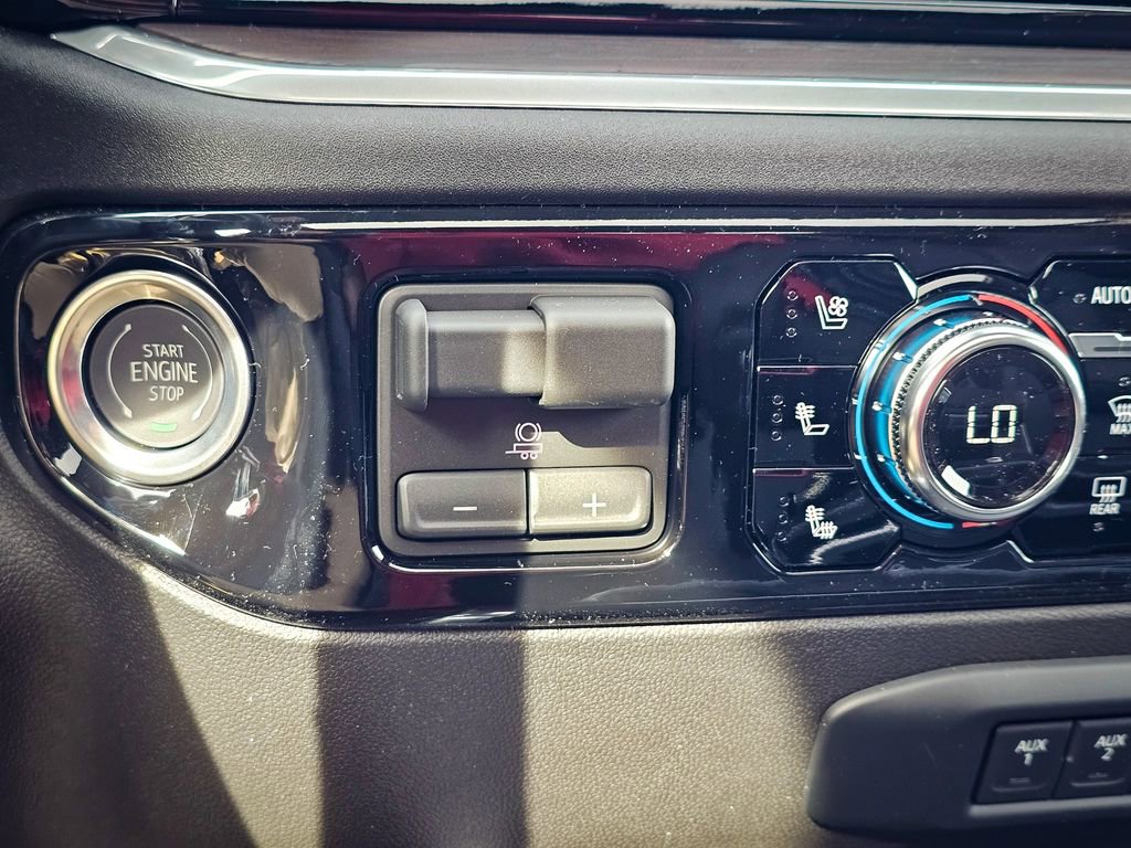 New 2026 GMC Sierra 2500 SLT w/ Max Trailering Package image 28