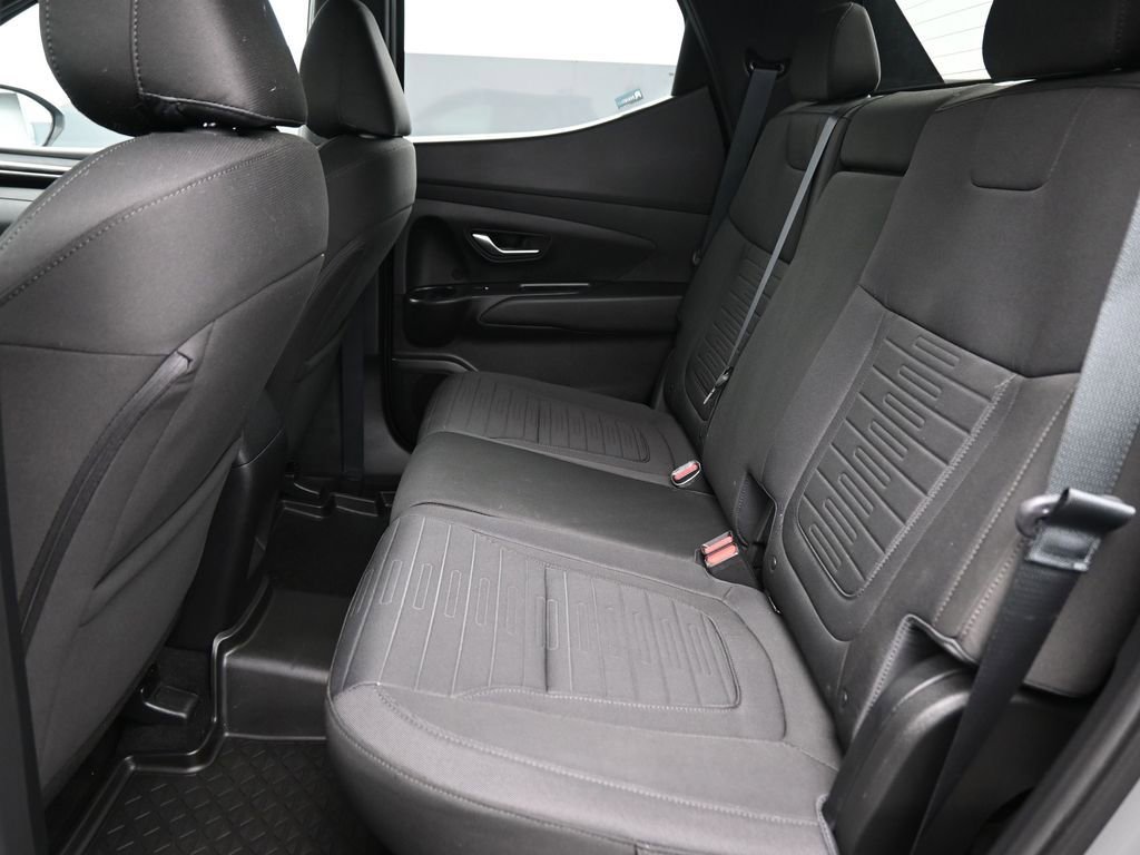 Certified 2022 Hyundai Santa Cruz SEL image 11