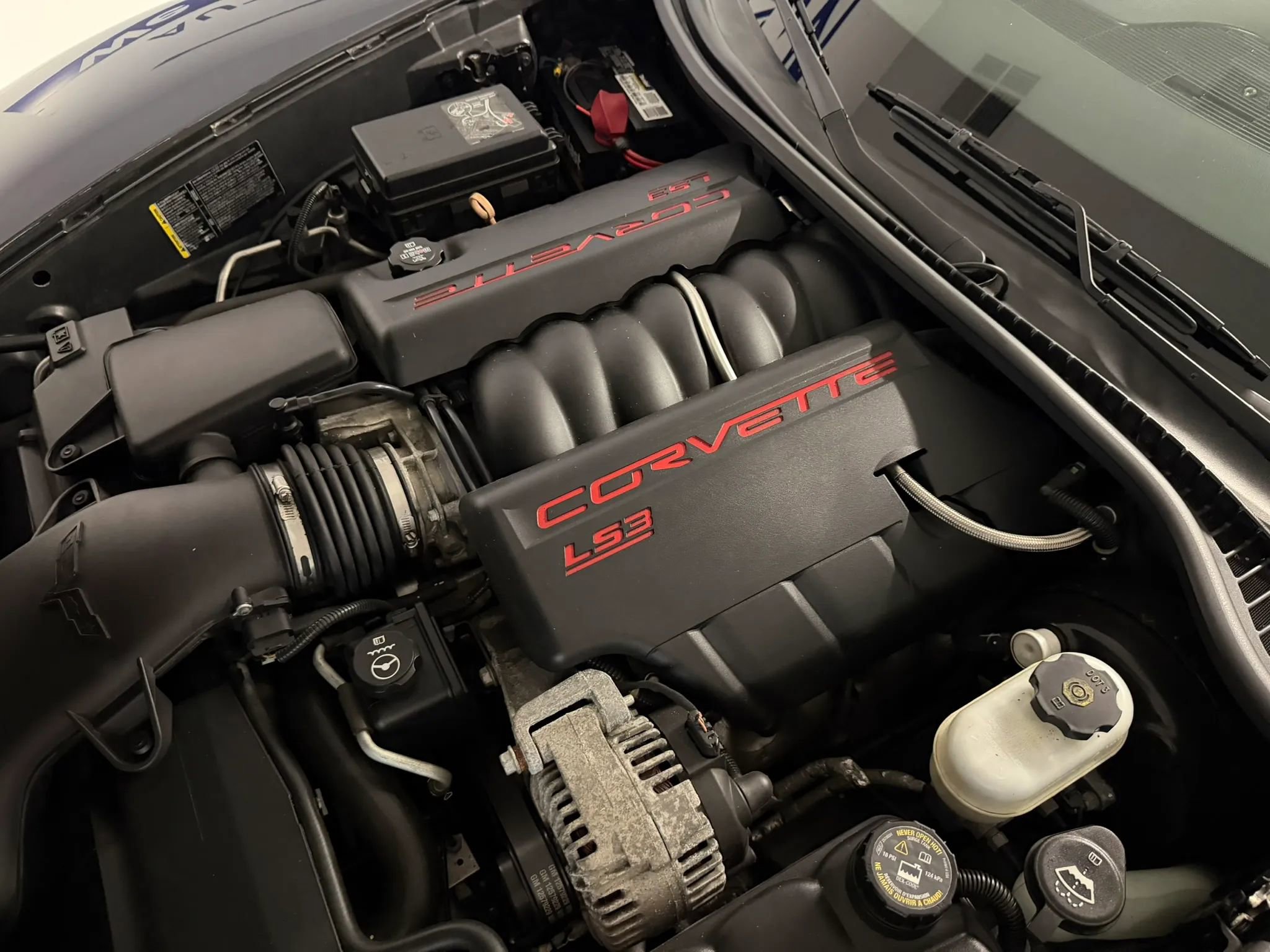 Used 2010 Chevrolet Corvette Grand Sport w/ Preferred Equipment Group image 26