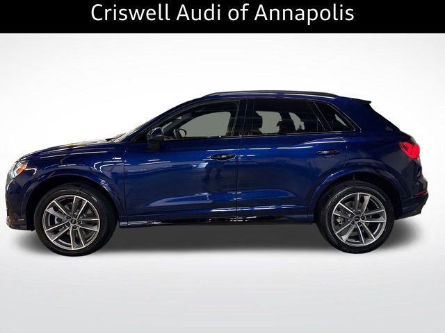 Used 2025 Audi Q3 2.0T Premium w/ Convenience Package image 3