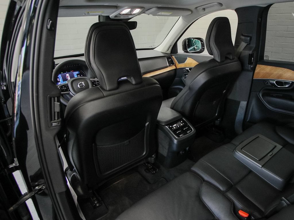 Used 2024 Volvo XC90 B5 Plus AWD/4WD image 29