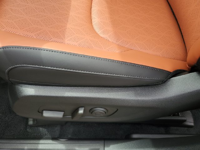New 2027 Kia Carnival SX w/ Dark Edition Package FWD image 26