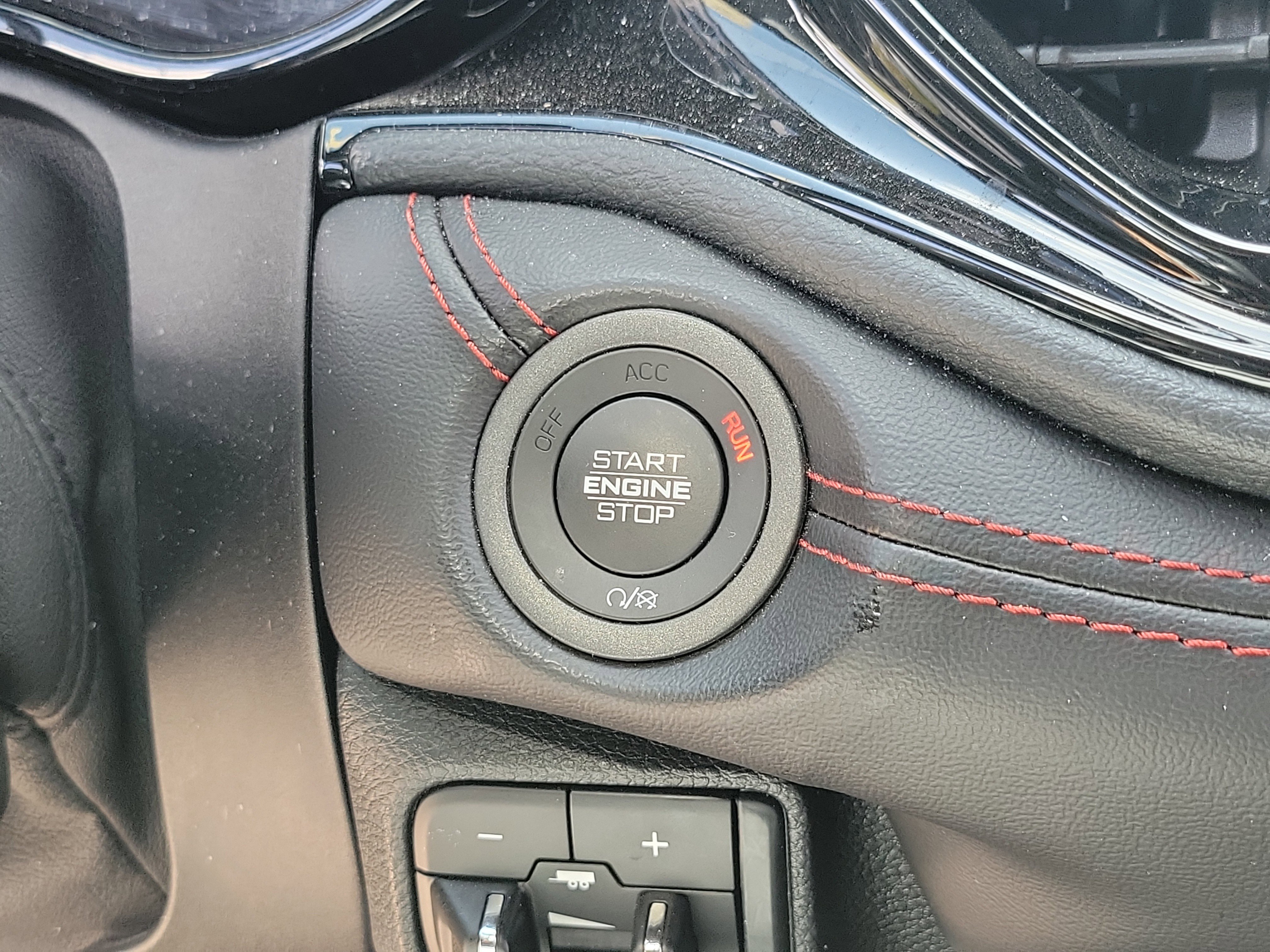 Used 2024 Dodge Durango GT image 31