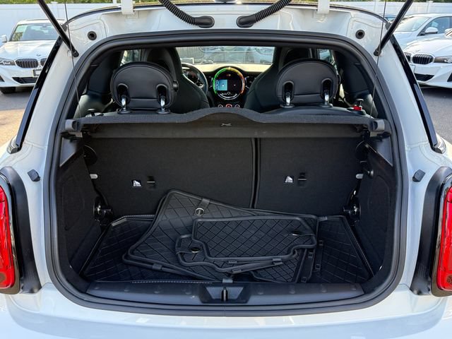 Used 2024 MINI Cooper John Cooper Works w/ Signature Upholstery Package FWD image 30