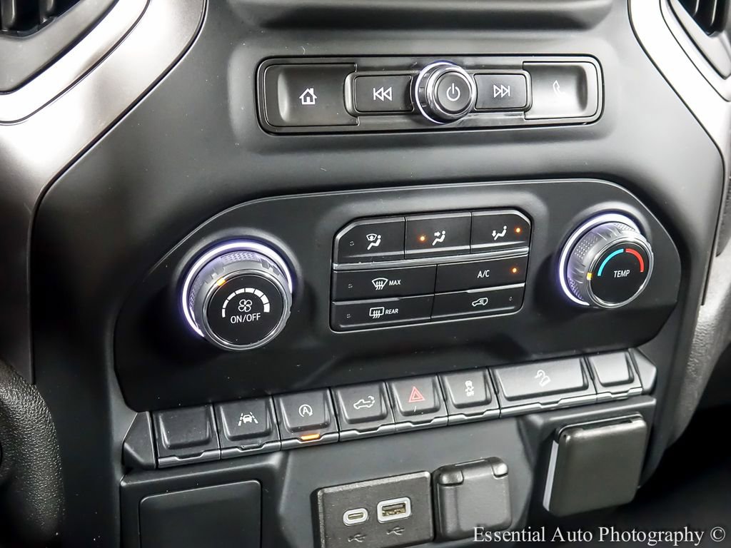 Used 2022 Chevrolet Silverado 1500 Custom Trail Boss AWD/4WD image 16