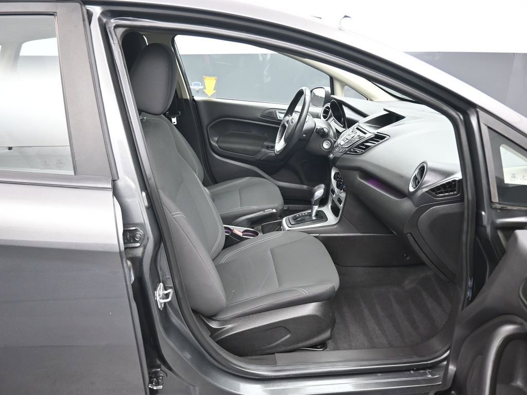 Used 2016 Ford Fiesta SE image 33
