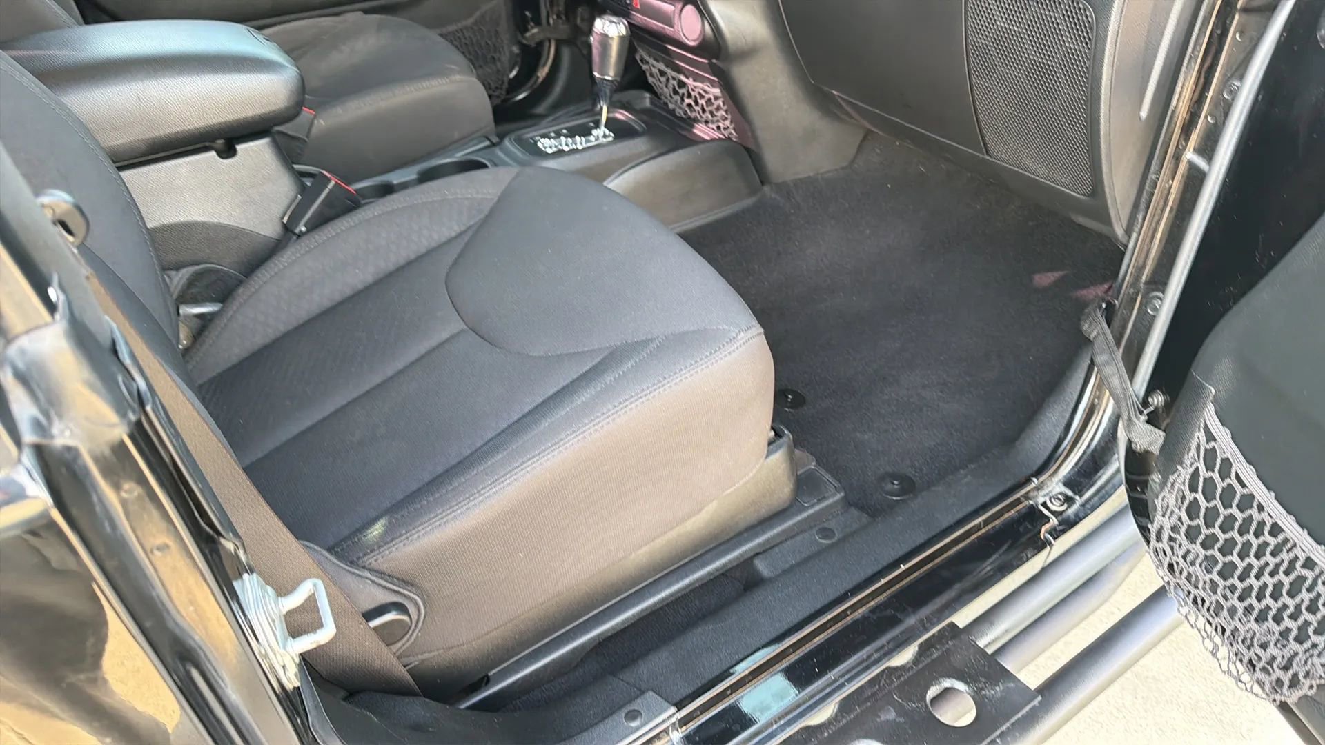 Used 2017 Jeep Wrangler Sport w/ Connectivity Group image 55