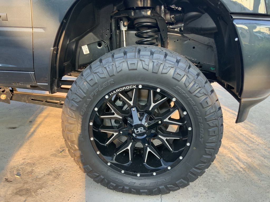 New 2025 RAM 2500 Big Horn AWD/4WD image 6