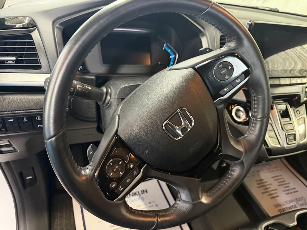 Used 2022 Honda Odyssey Touring image 12