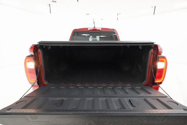Used 2025 GMC Canyon AT4 w/ Technology Plus Package image 11