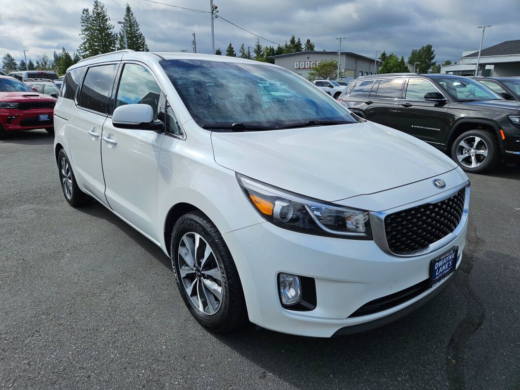 Used 2015 Kia Sedona SX image 12