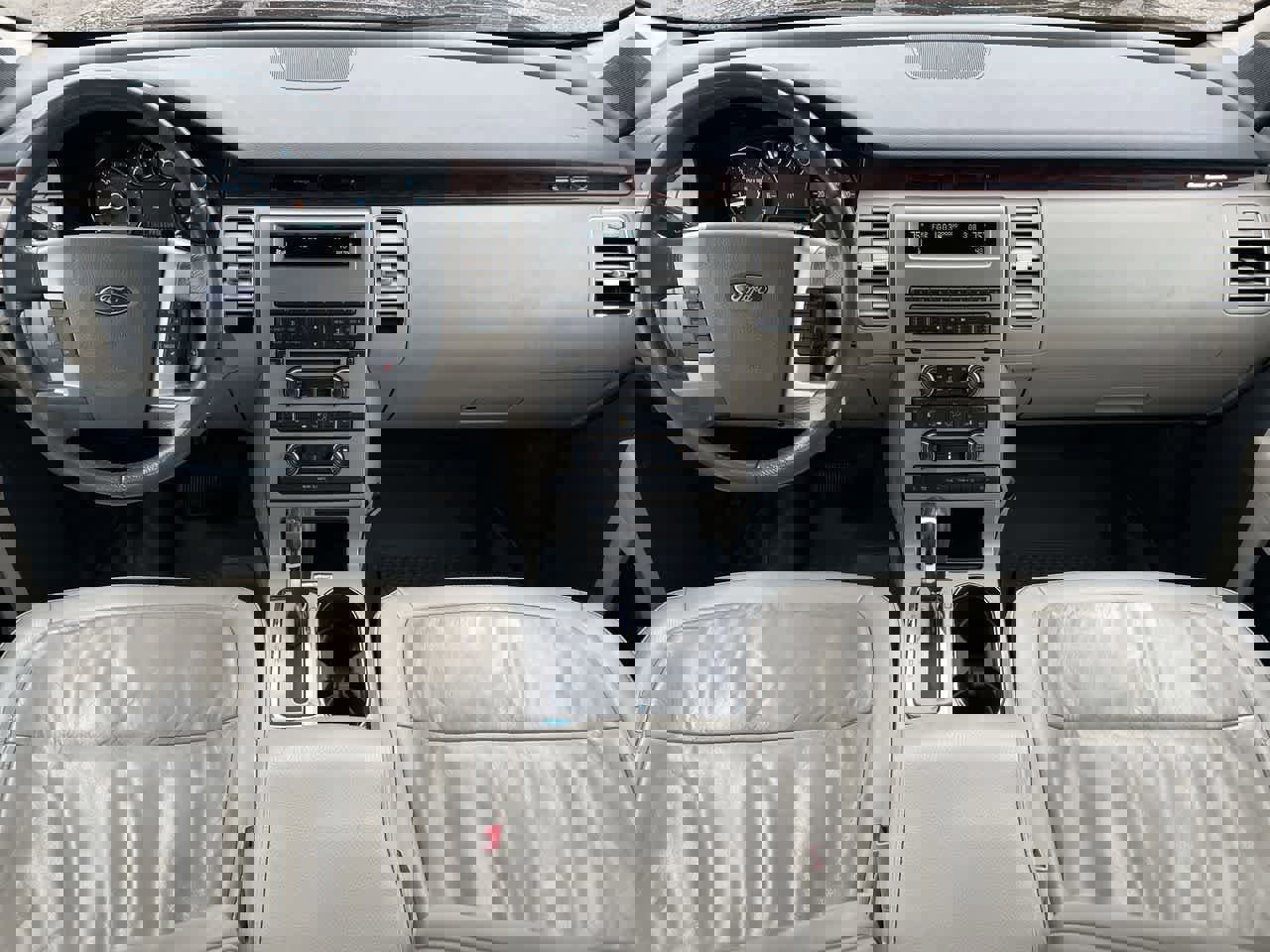 Used 2009 Ford Flex SEL image 22