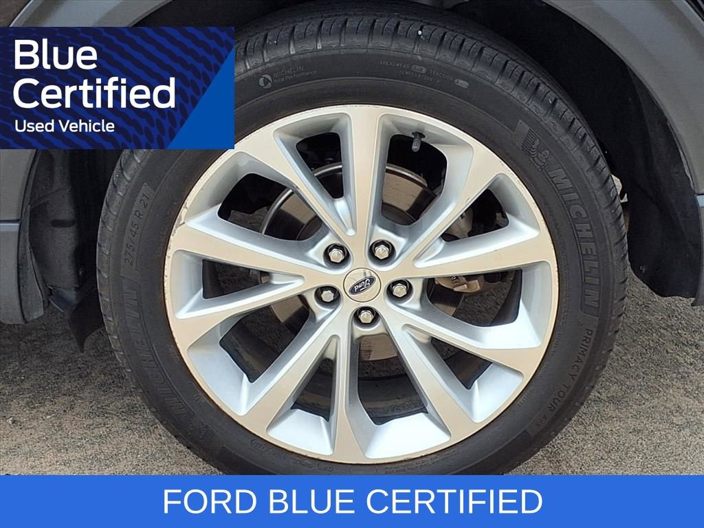 Certified 2022 Ford Explorer Platinum w/ Equipment Group 601A AWD/4WD image 33