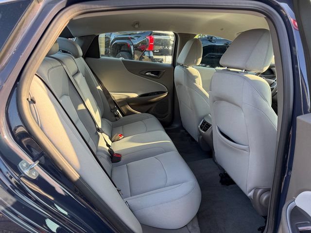 Used 2025 Chevrolet Malibu LT FWD image 17