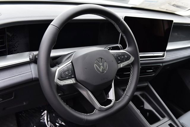 New 2026 Volkswagen Tiguan SE image 13