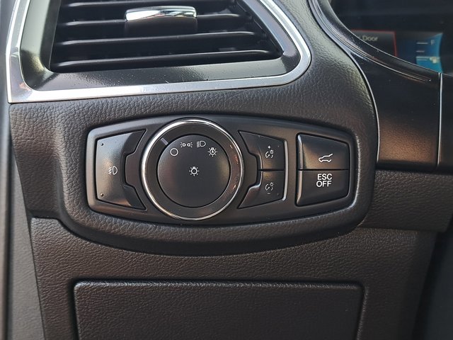 Certified 2022 Ford Edge ST w/ Equipment Group 401A image 23