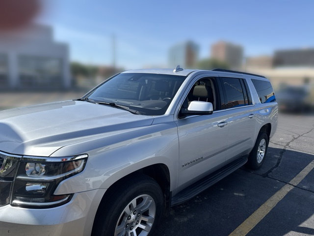 Used 2019 Chevrolet Suburban LT AWD/4WD image 37