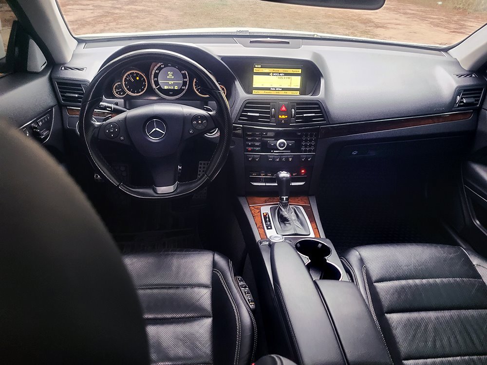 Used 2010 Mercedes-Benz E 550 Coupe image 22