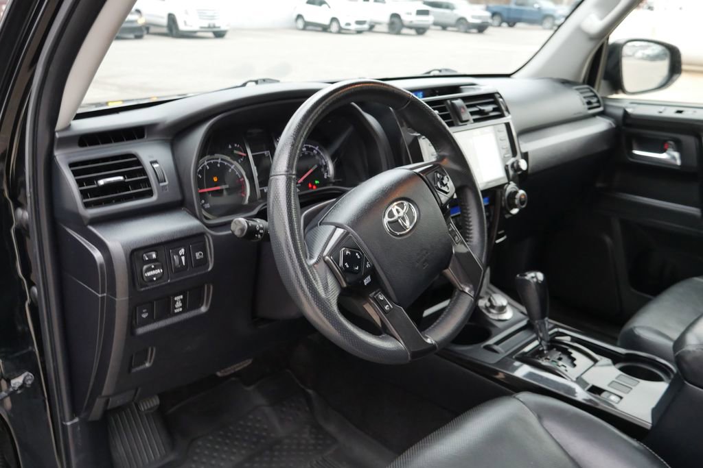 Used 2020 Toyota 4Runner Nightshade AWD/4WD image 10