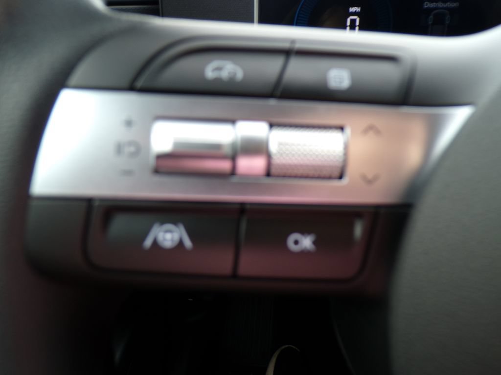 New 2026 Hyundai Santa Cruz SE AWD/4WD image 31