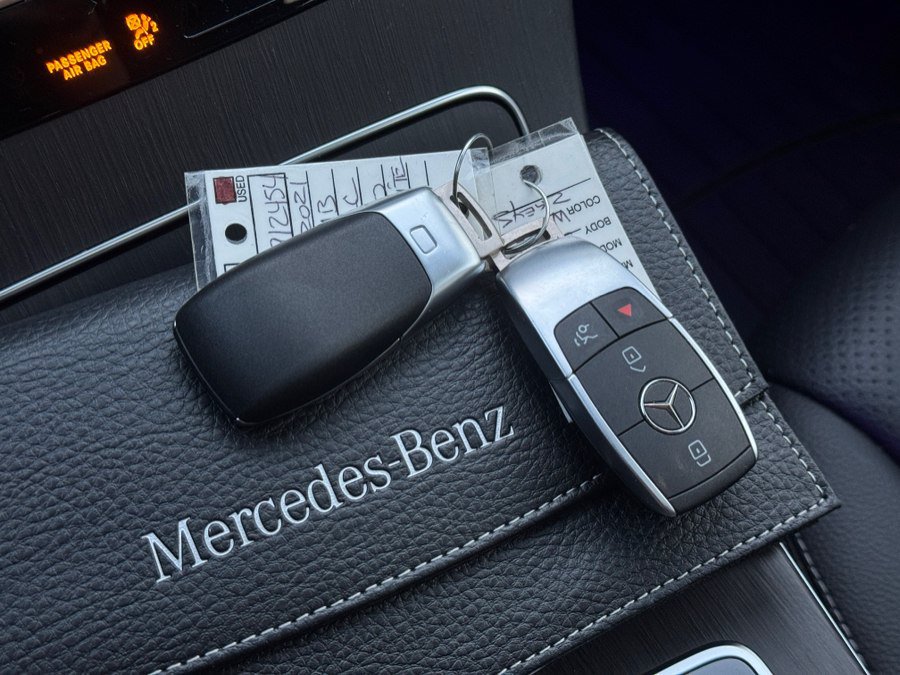 Used 2021 Mercedes-Benz GLC 300 4MATIC Coupe image 72