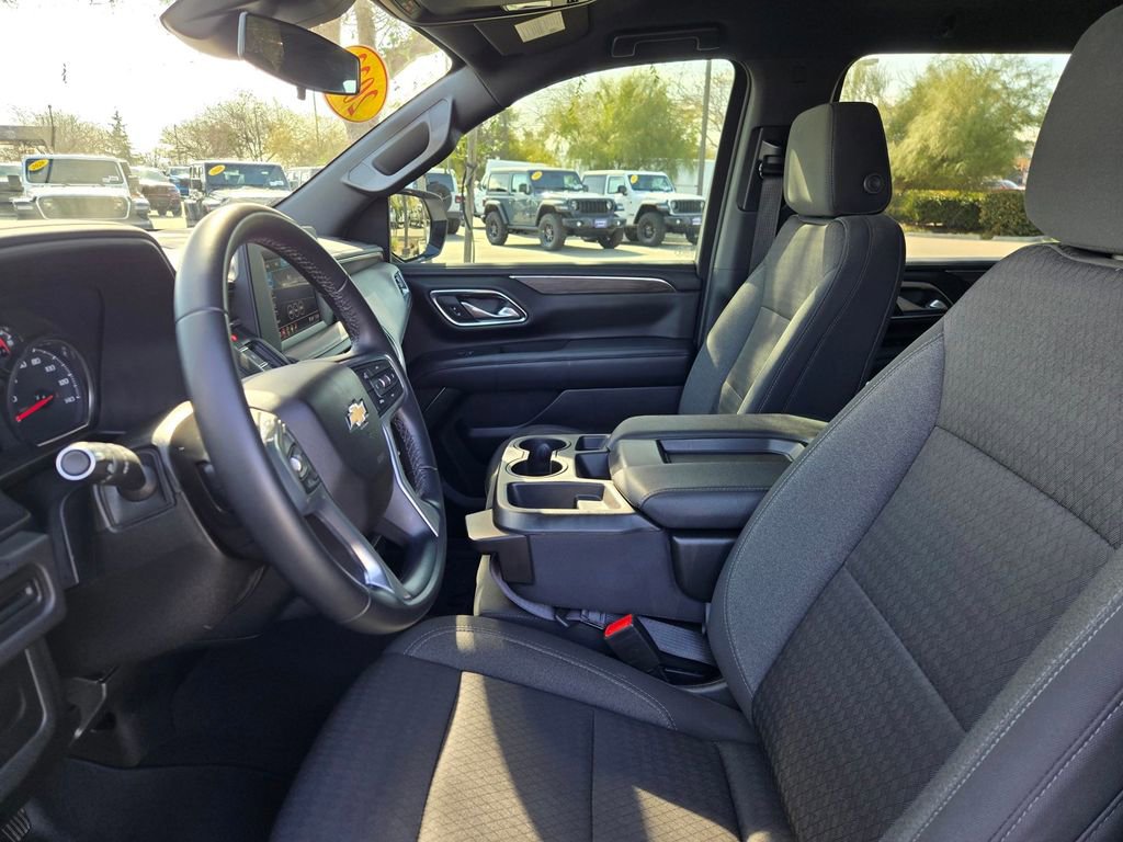 Used 2023 Chevrolet Suburban LS AWD/4WD image 23