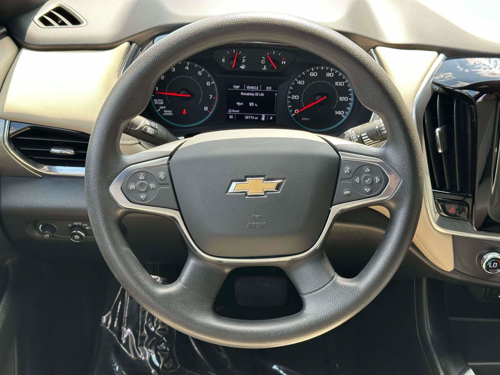 Used 2023 Chevrolet Traverse LS AWD/4WD image 12
