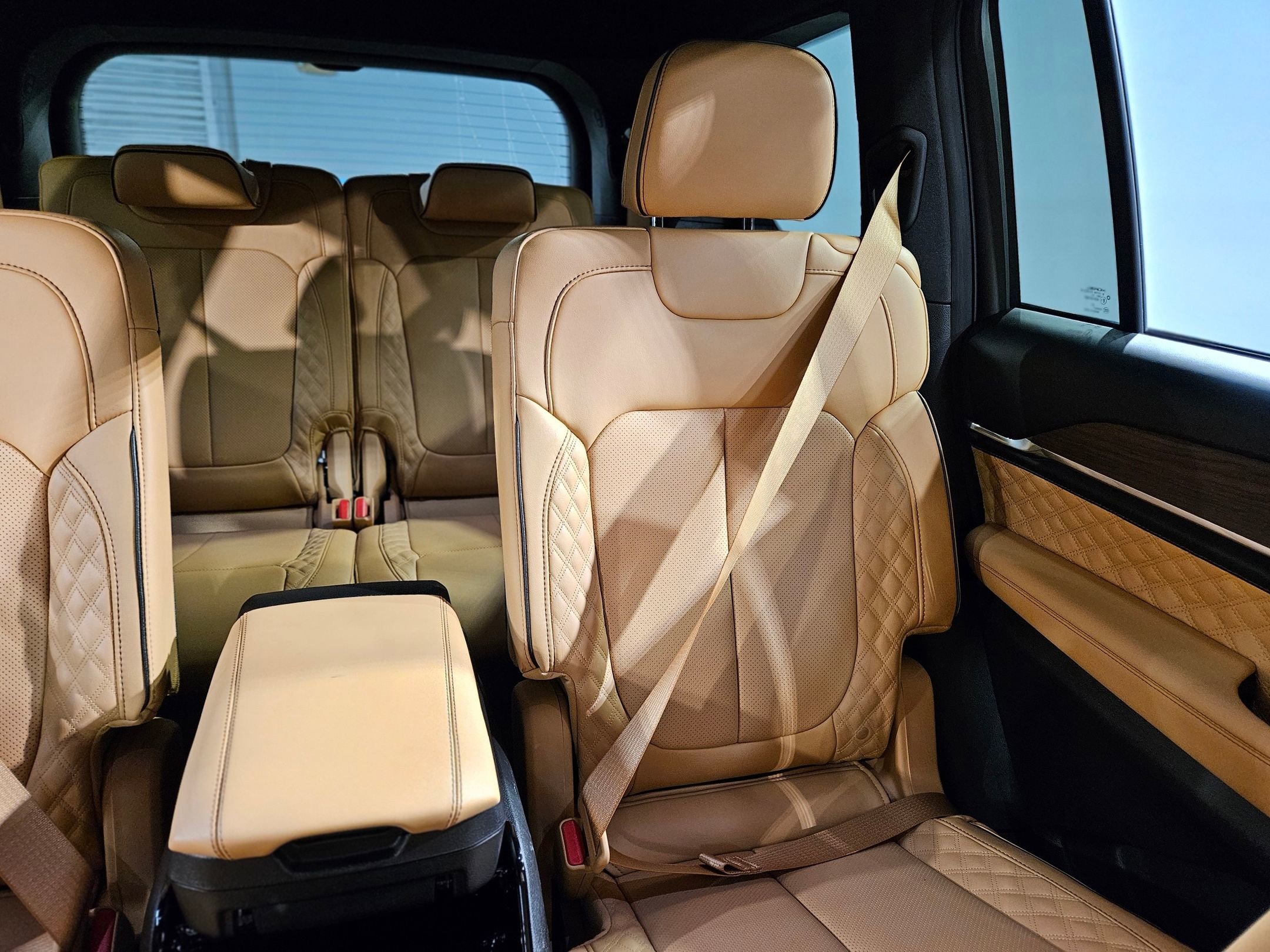 Used 2024 Jeep Grand Cherokee L Summit image 14