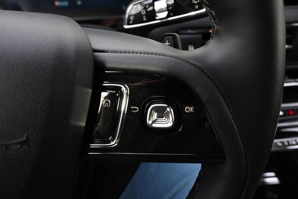 New 2026 Lincoln Corsair Reserve w/ Jet Appearance Package image 33