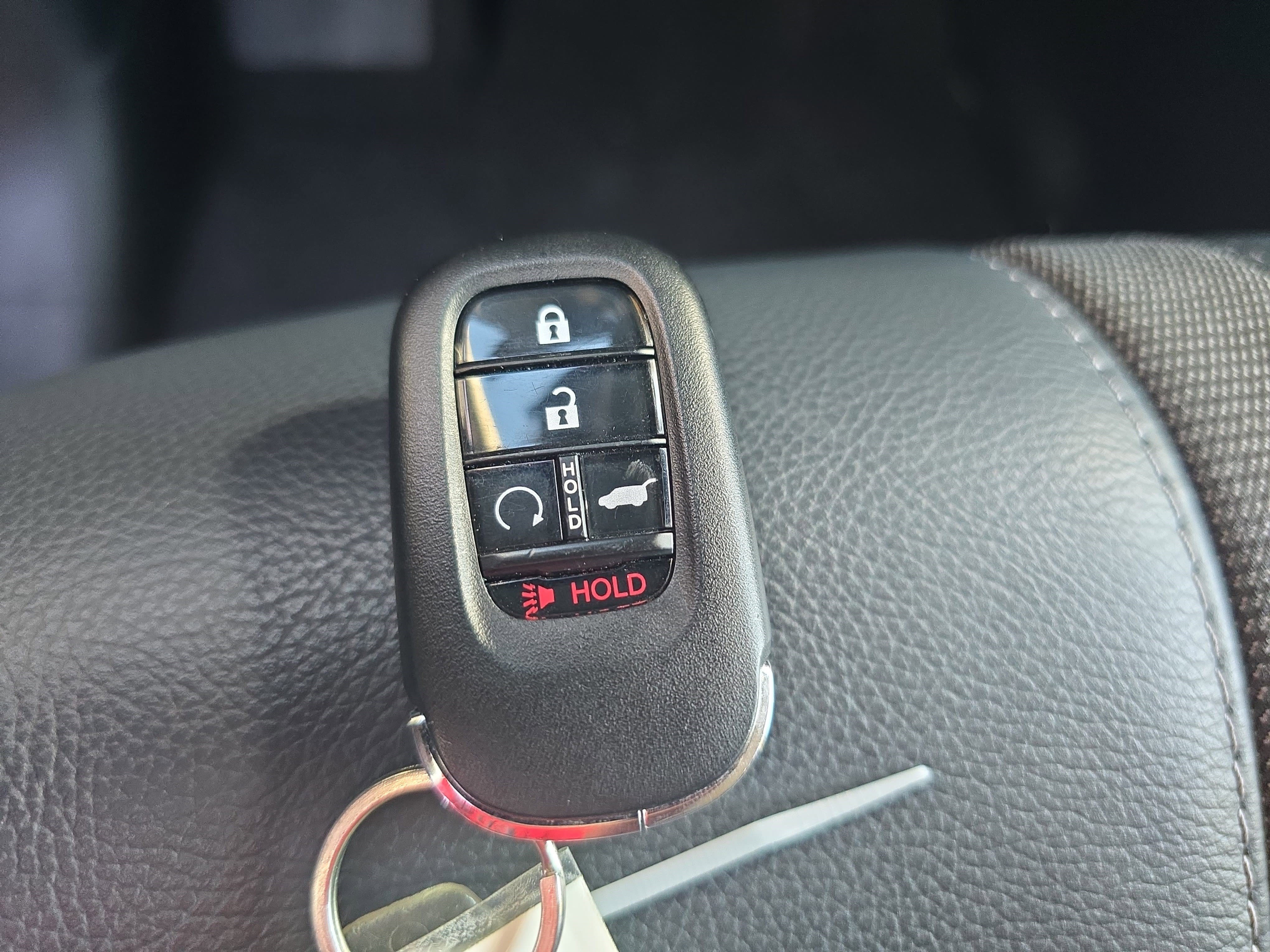 Used 2025 Honda Pilot EX-L image 36
