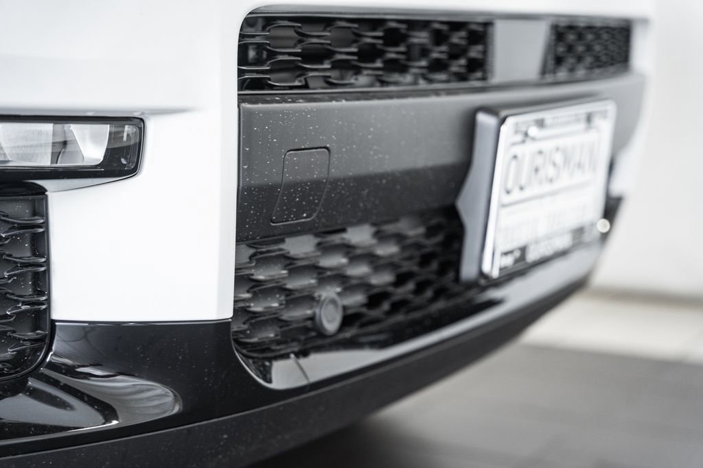 New 2025 Jeep Grand Cherokee L Limited w/ Luxury Tech Group II image 15