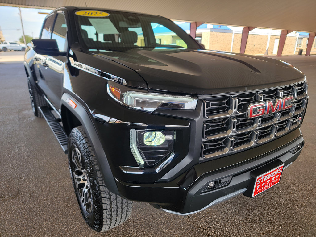 Used 2025 GMC Canyon AT4 w/ AT4 Premium Package AWD/4WD image 5