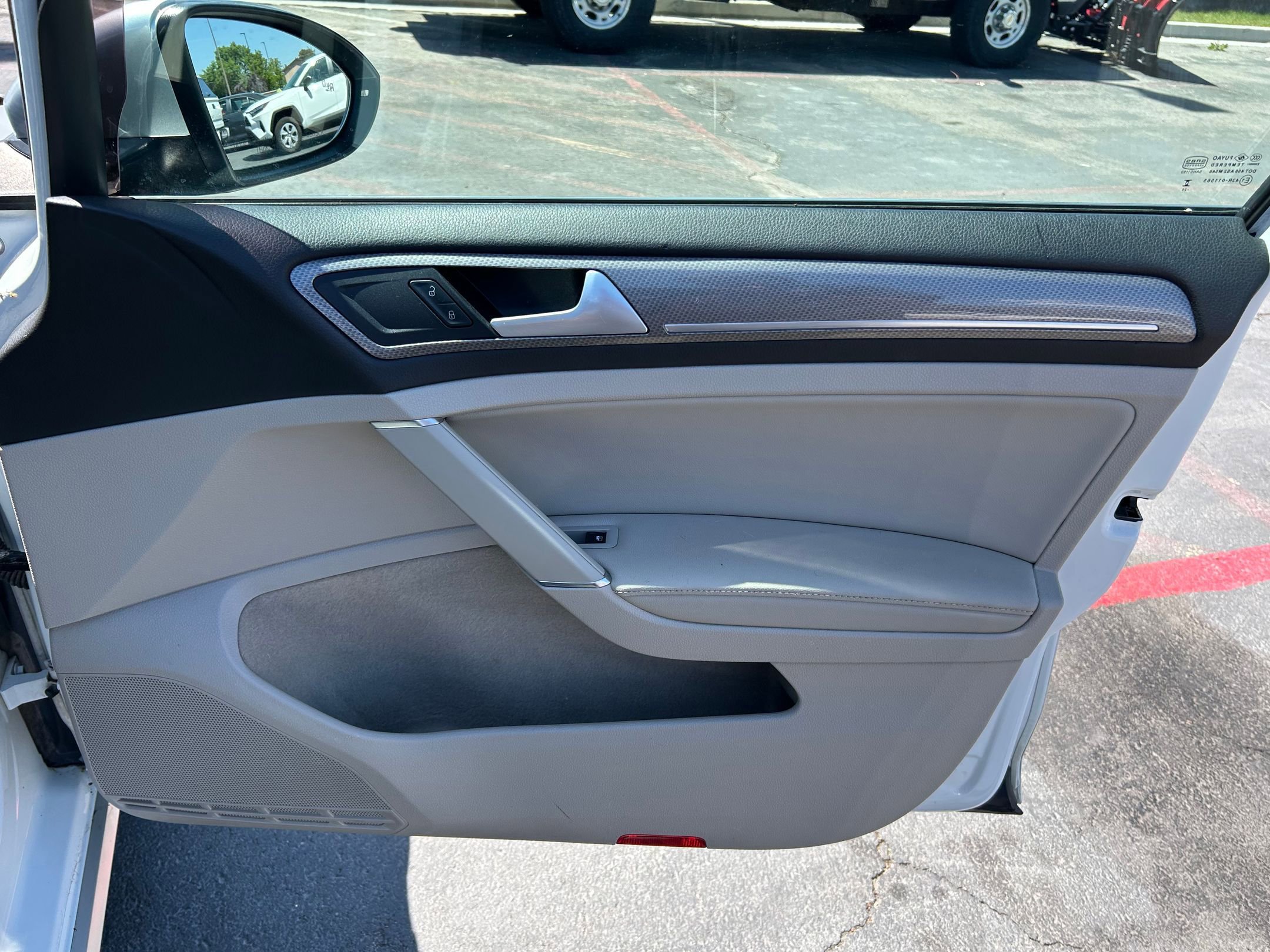 Used 2019 Volkswagen Golf Alltrack S AWD/4WD image 25
