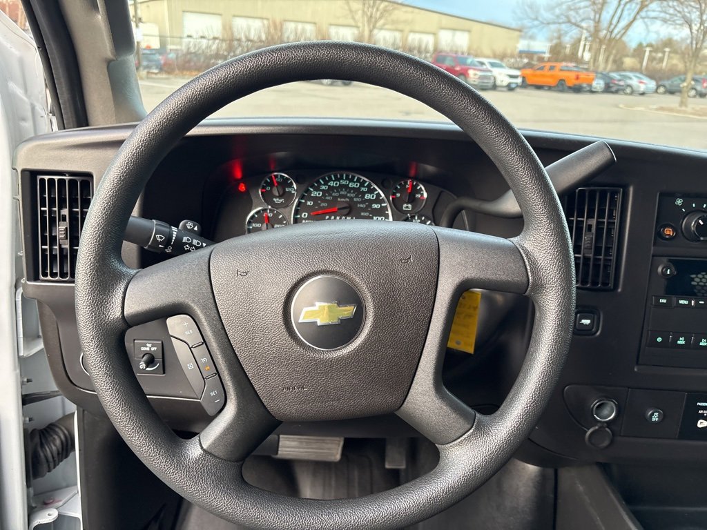 Used 2024 Chevrolet Express 2500 w/ Driver Convenience Package image 10