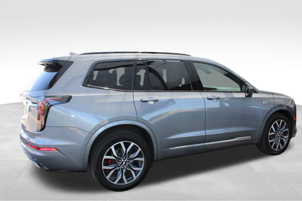 Used 2022 Cadillac XT6 Sport AWD/4WD image 18