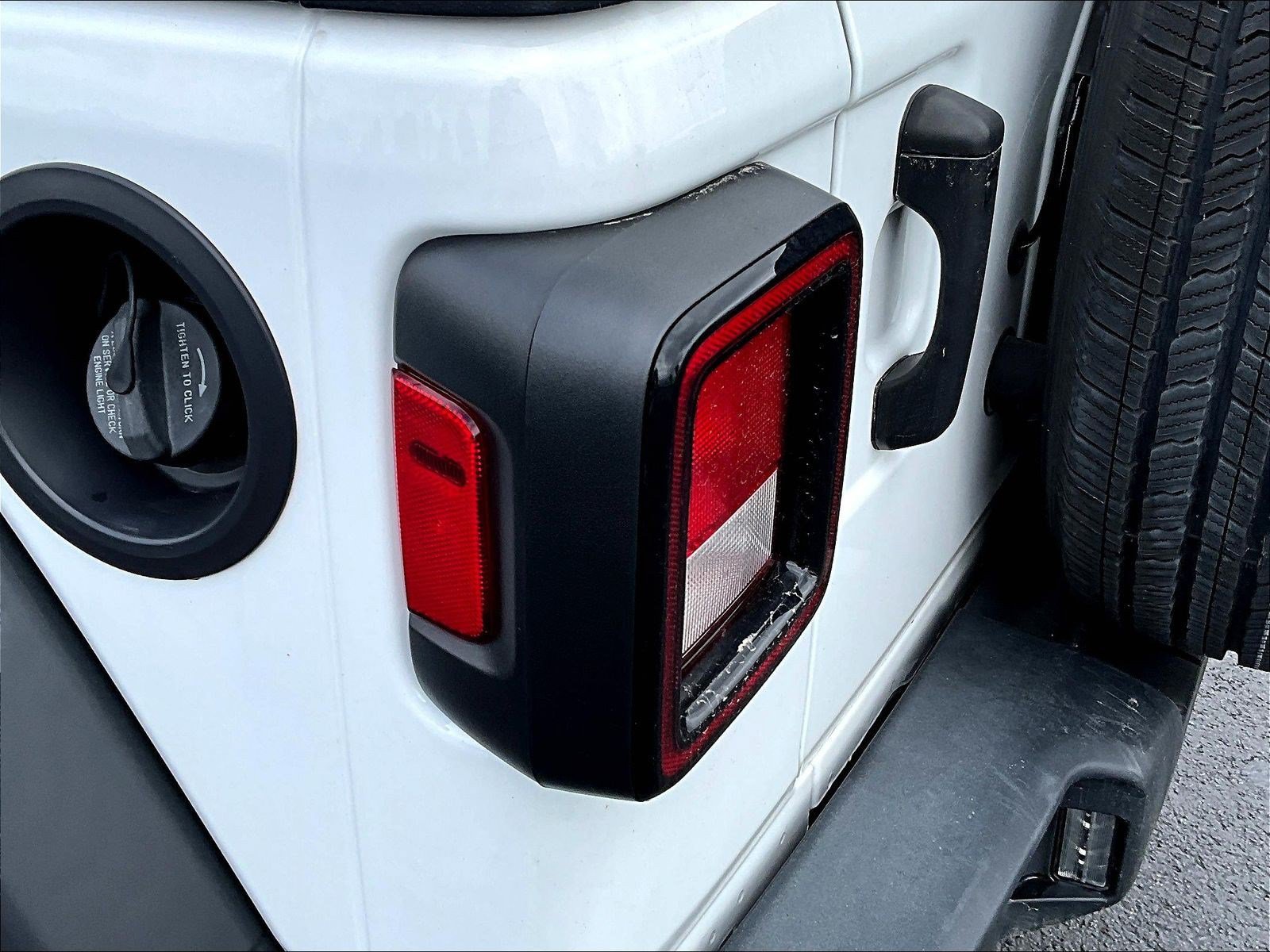 Used 2022 Jeep Wrangler Unlimited Sport AWD/4WD image 23