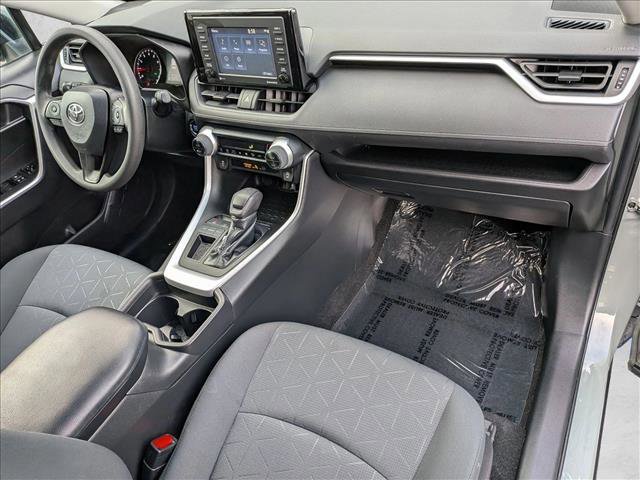 Used 2021 Toyota RAV4 XLE image 21