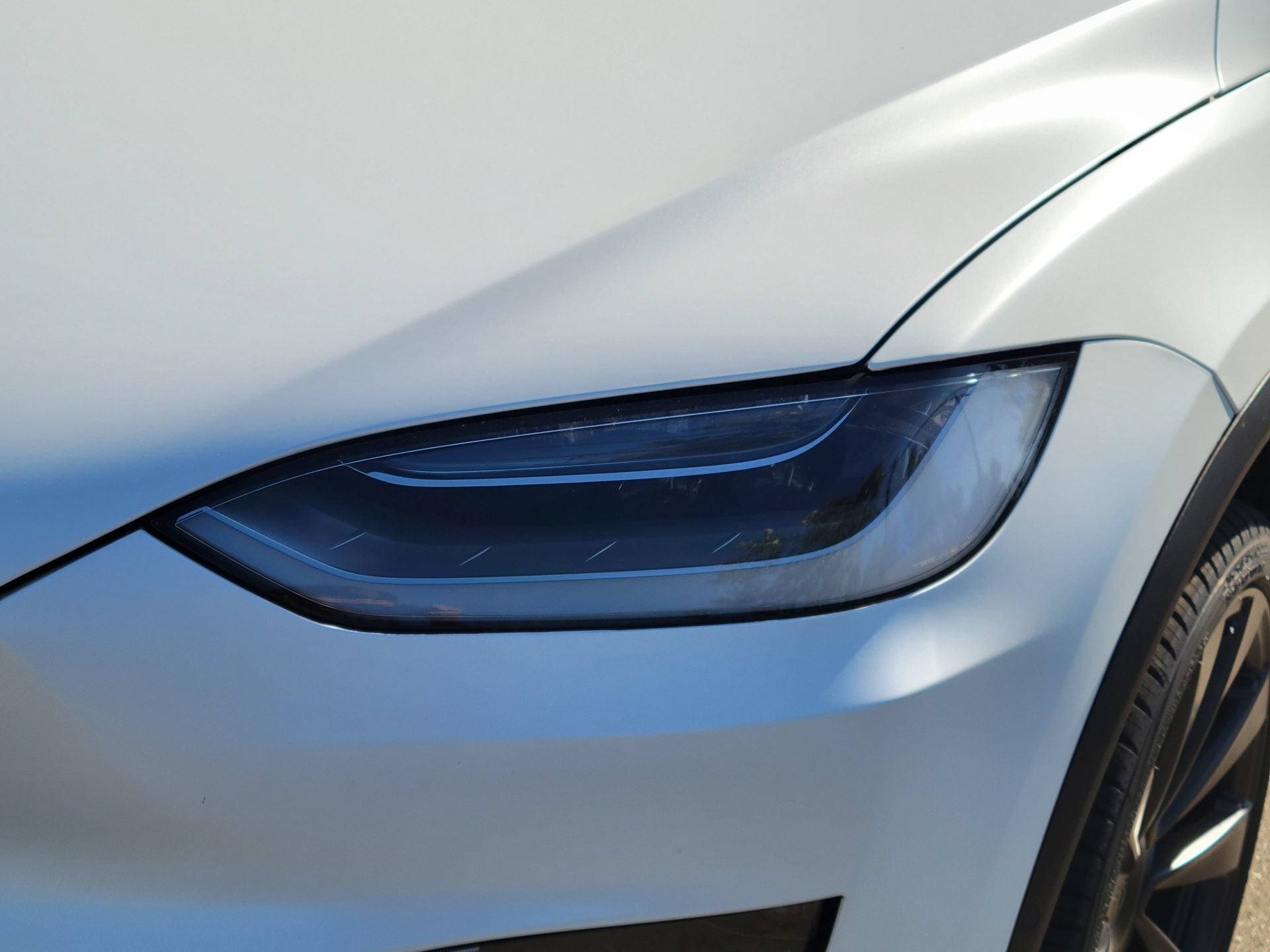 Used 2022 Tesla Model X AWD/4WD image 29