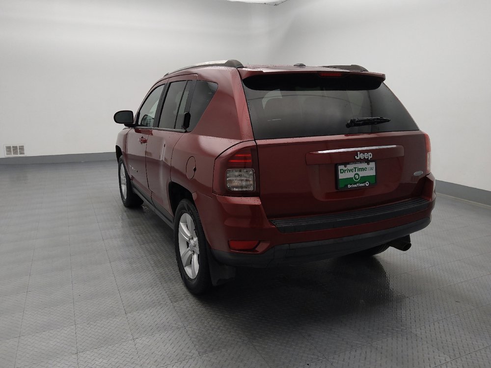Used 2014 Jeep Compass Latitude FWD image 6